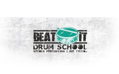 Nauka gry na perkusji – ćwiczenie z metronomem